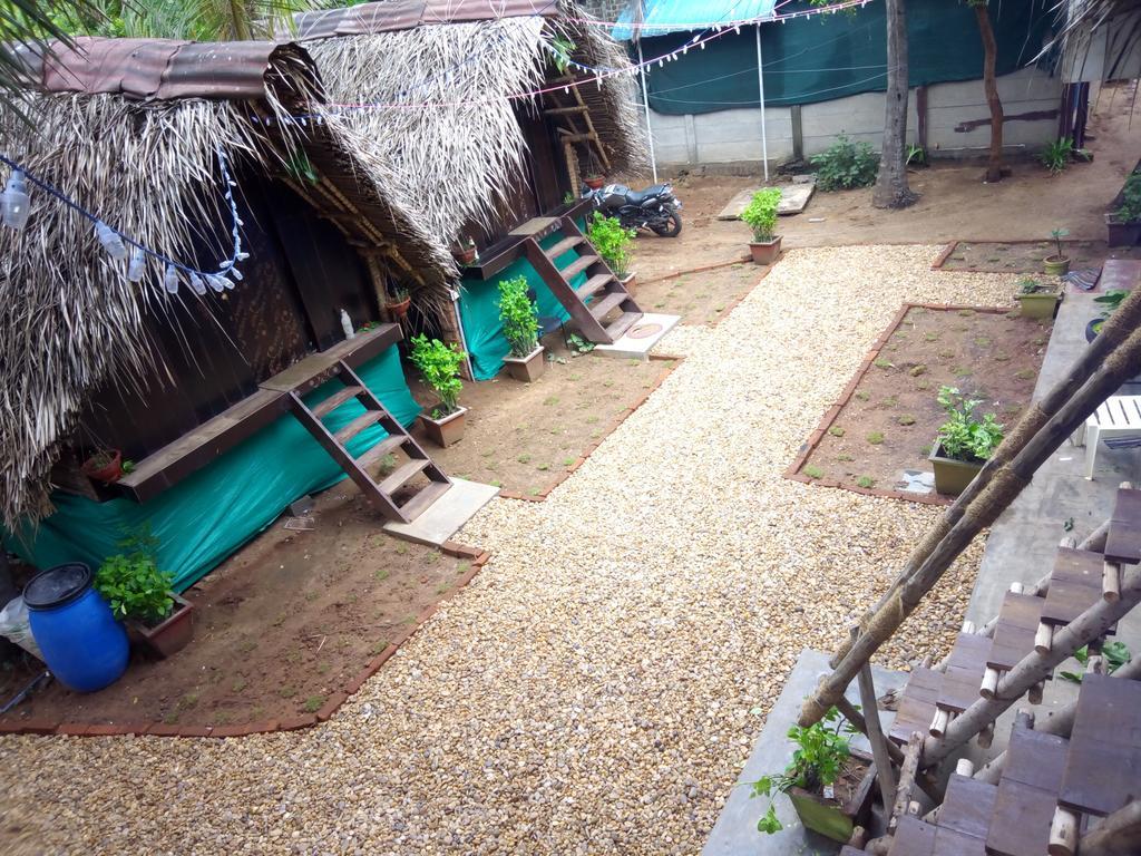 פונדיצ'רי Edan Beach Cottage מראה חיצוני תמונה